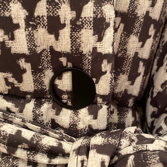 Badgley Mischka Yoko Shawl Collar Puffer Jacket NWT - Picture 11 of 15